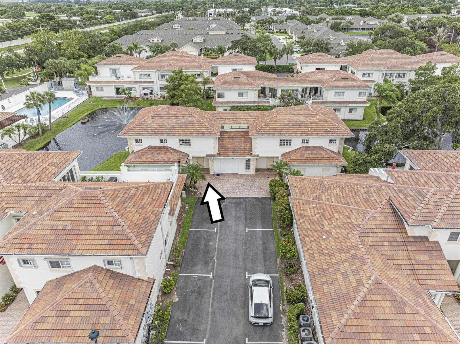 524 7th Square # 101, Vero Beach FL 32962 photo 2