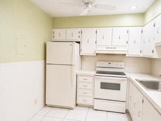 175 Flanders D, Delray Beach FL 33484 photo 5