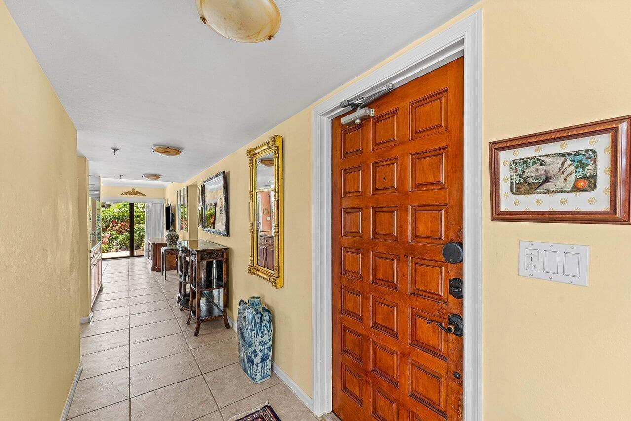 372 Golfview Road # 101, North Palm Beach FL 33408 photo 5