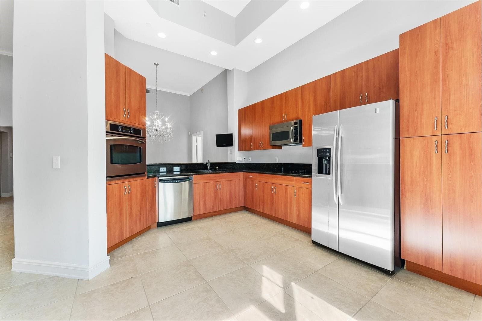16102 Emerald Estates Drive # 101, Weston FL 33331 photo 2