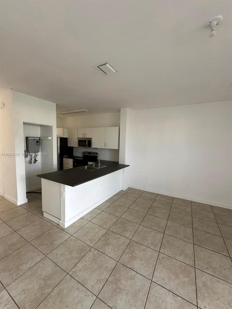 2819 SE 1st Dr # 9, Homestead FL 33033 photo 5