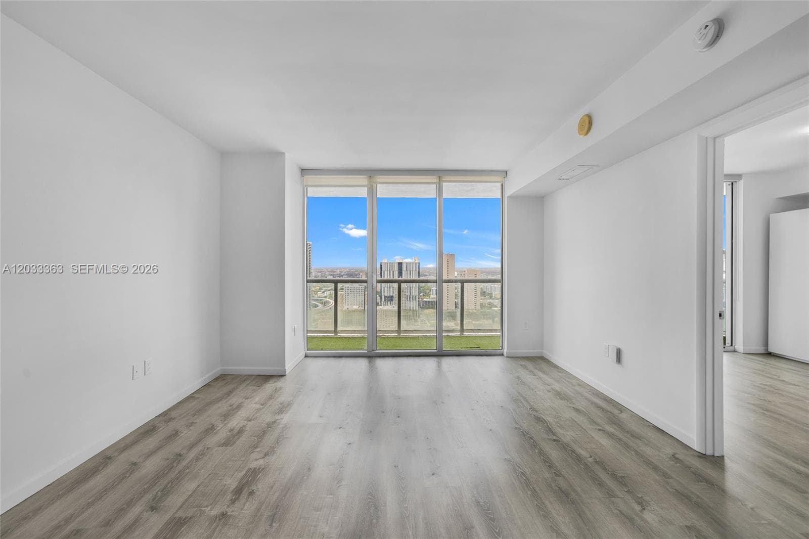 50 Biscayne Blvd # 4307, Miami FL 33132 photo 2