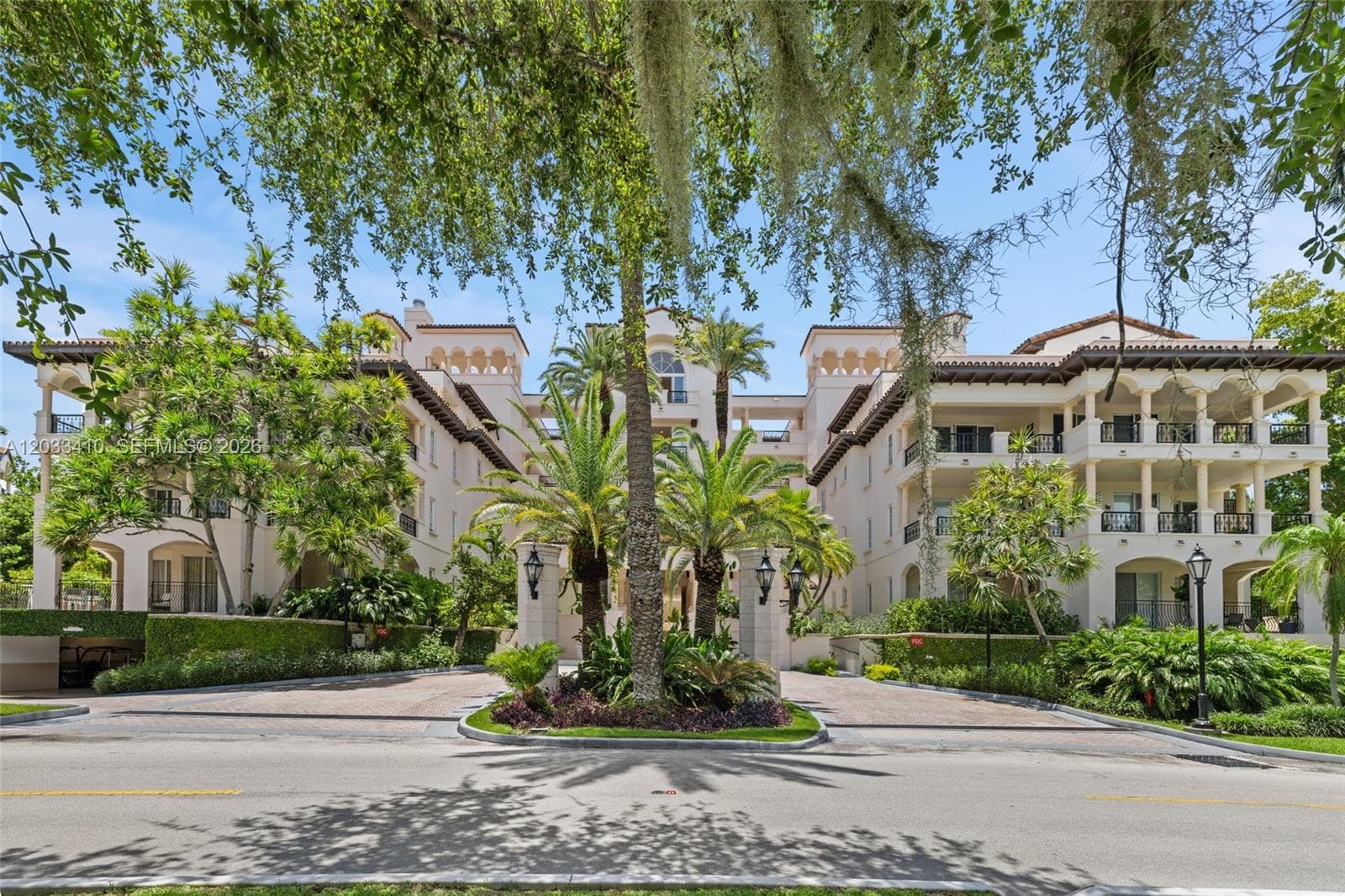 19122 Fisher Island Dr # 19122, Miami Beach FL 33109 photo 2