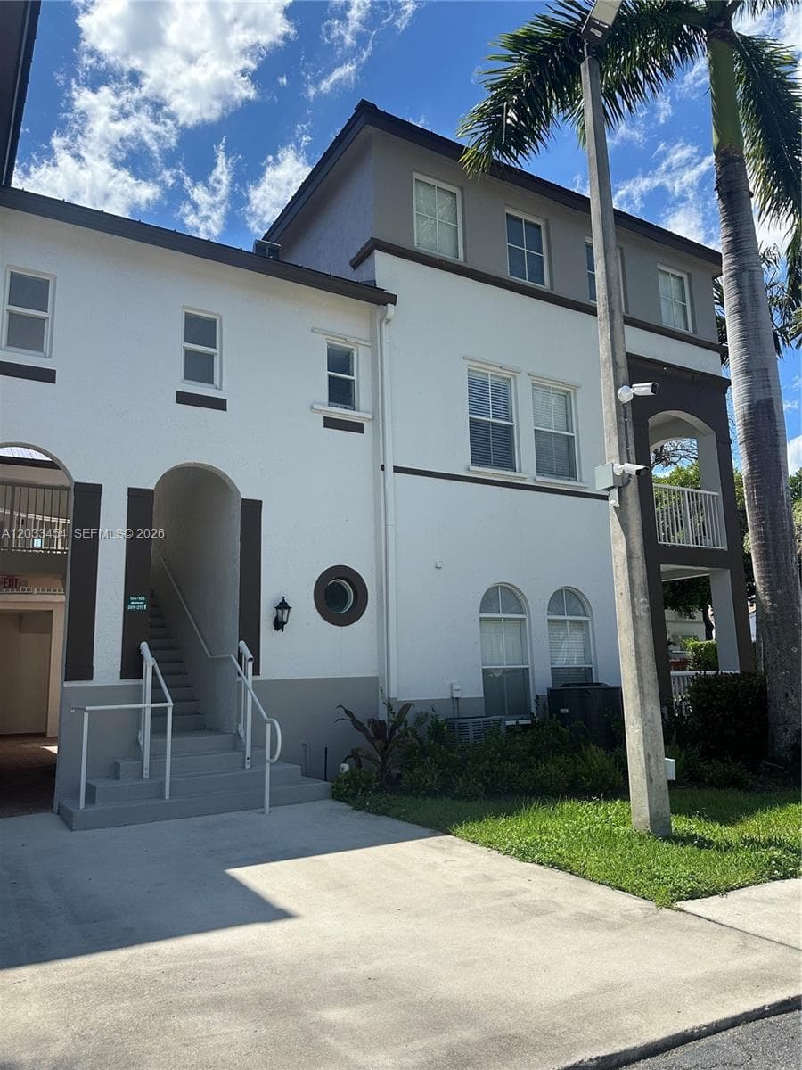4311 SW 160th Ave # 105, Miramar FL 33027 photo 2