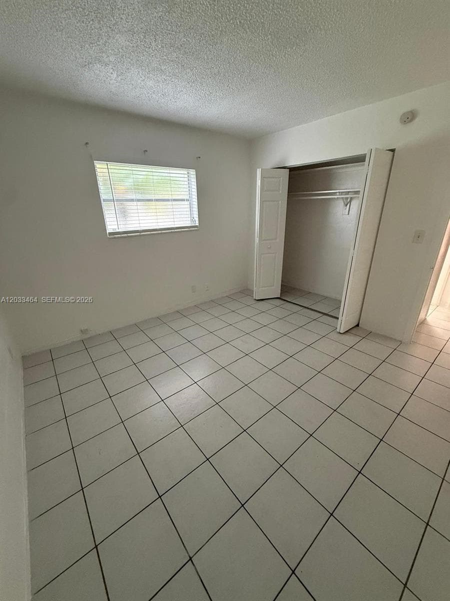 16851 NE 18th Ave # 106, North Miami Beach FL 33162 photo 4