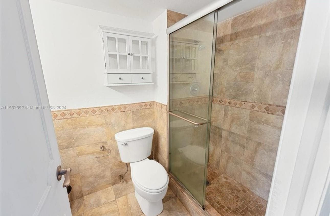 11930 N Bayshore Drive # 302, North Miami FL 33181 photo 5