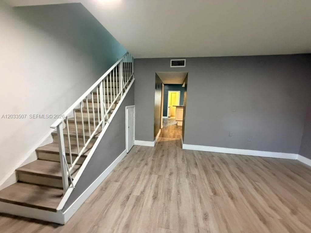 274 NE 141st St # 3C, Miami FL 33161 photo 3