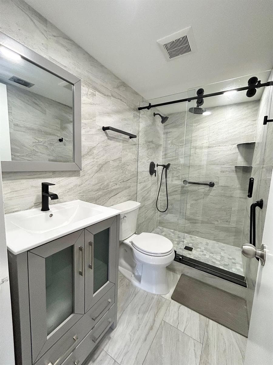 433 Pine Glen Lane # C2, FL 33463 photo 4