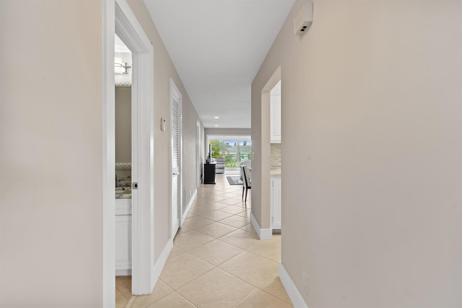 5656 Via Delray Boulevard, Delray Beach FL 33484 photo 4