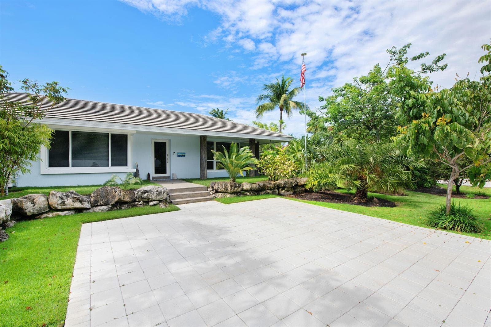 2417 SE 19th Place, Fort Lauderdale FL 33316 photo 3