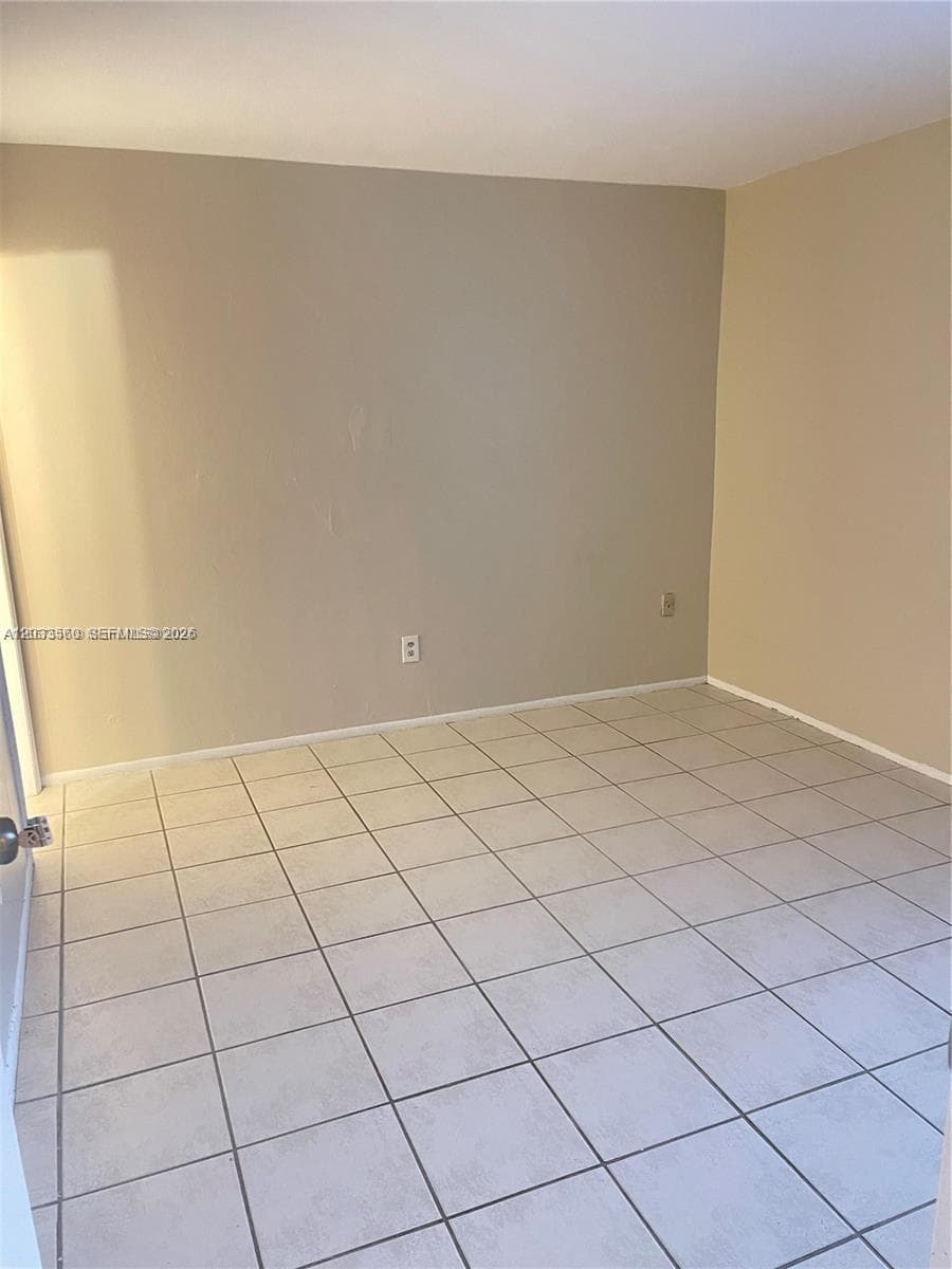 10383 N Kendall Dr # N5, Miami FL 33176 photo 3