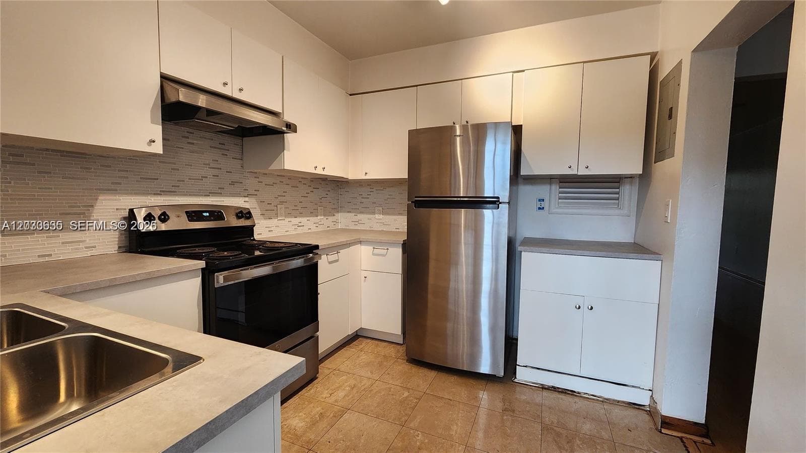 20 Park Dr # 4A, Bal Harbour FL 33154 photo 2