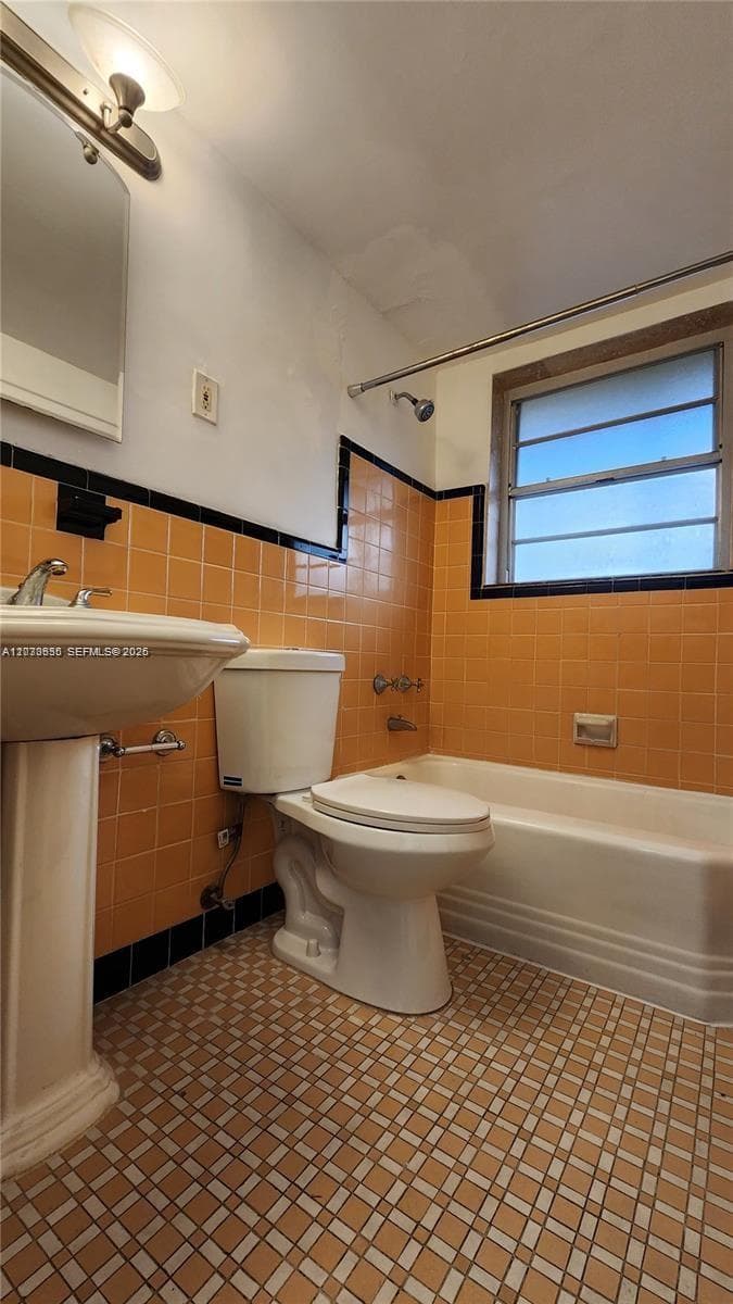 20 Park Dr # 4A, Bal Harbour FL 33154 photo 3