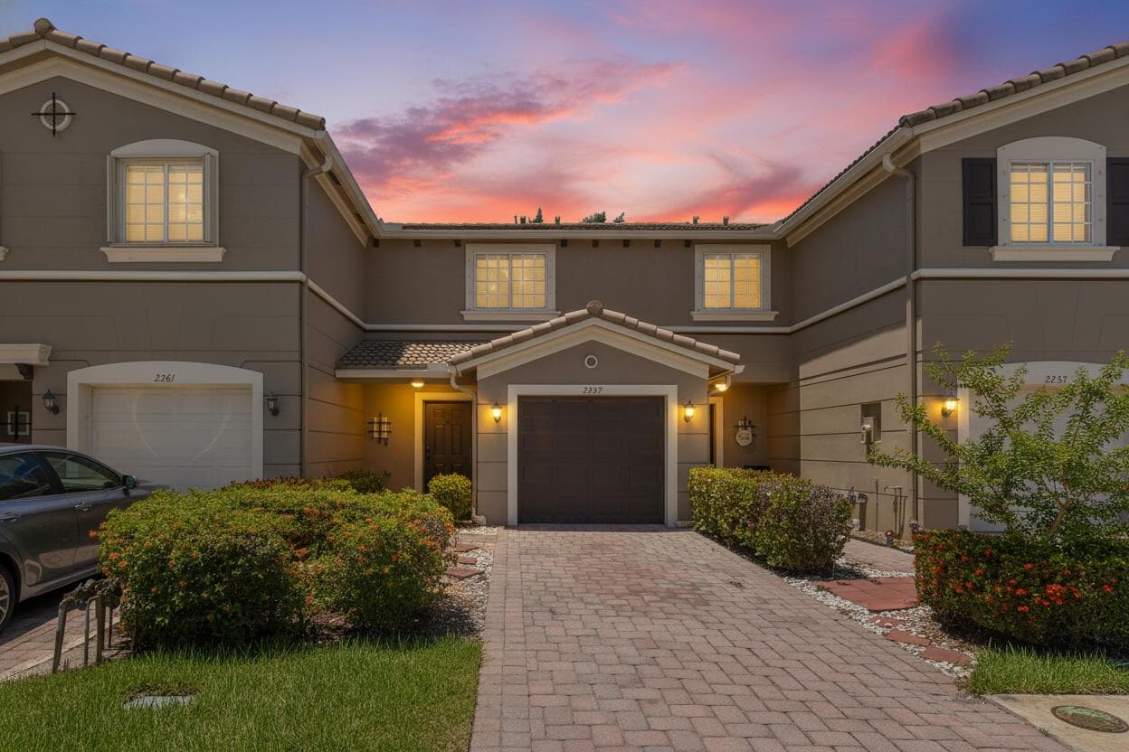 2257 SW Marshfield Court, FL 34953 photo 4