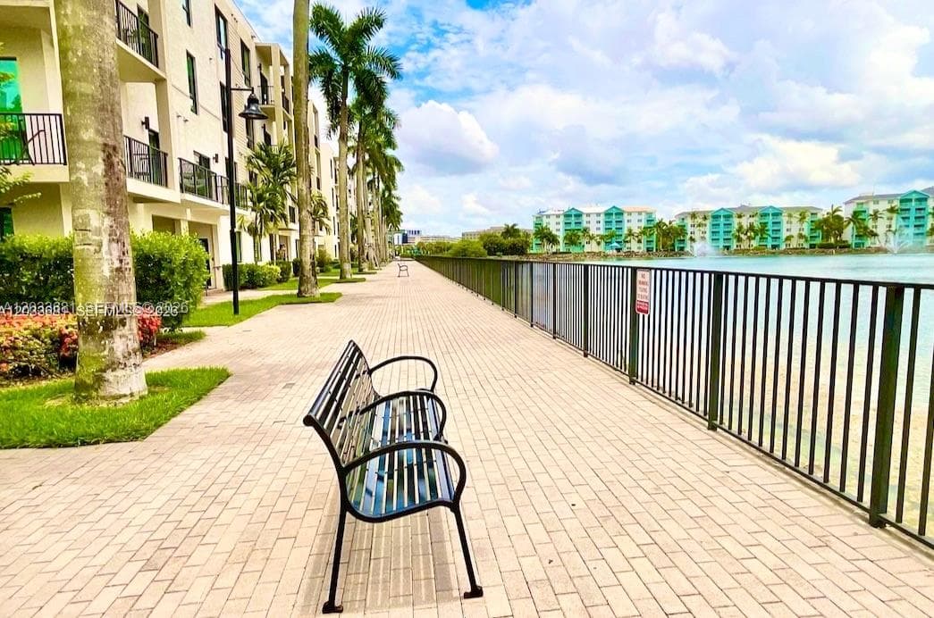 4700 NW 84th Ave # 15, Doral FL 33166 photo 2