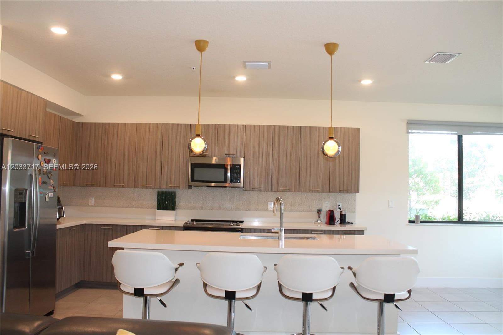 8265 NW 41 ST # 110, Doral FL 33166 photo 2