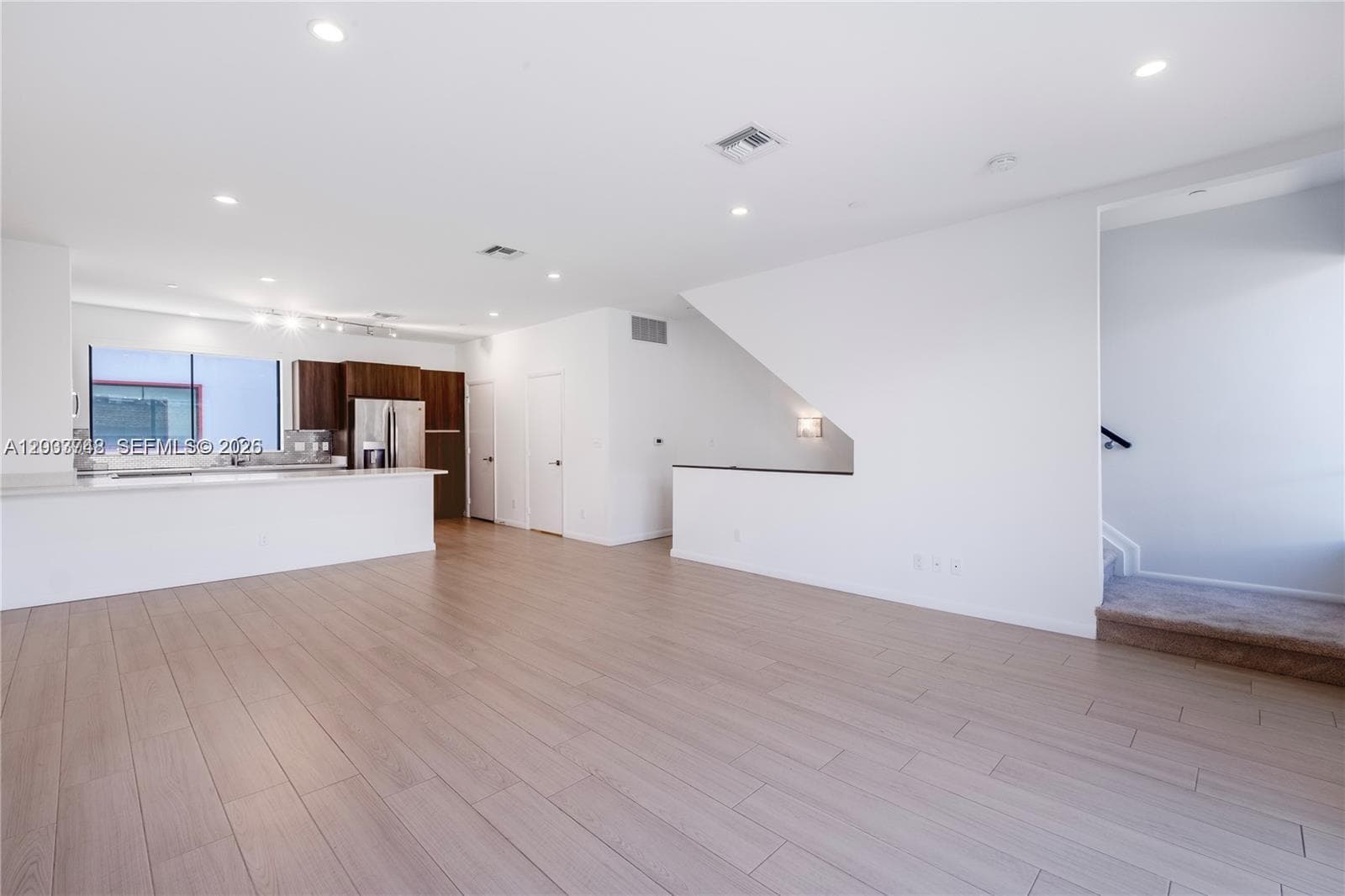 113 NE 6 # 3611, Fort Lauderdale FL 33304 photo 4