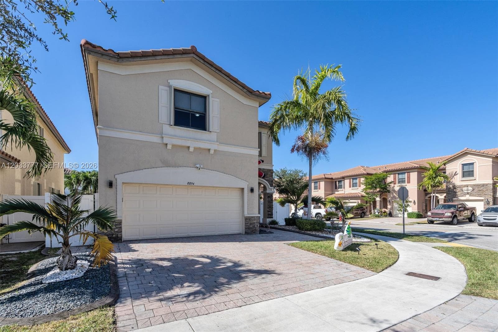 8894 W 34th Ave, Hialeah FL 33018 photo 2