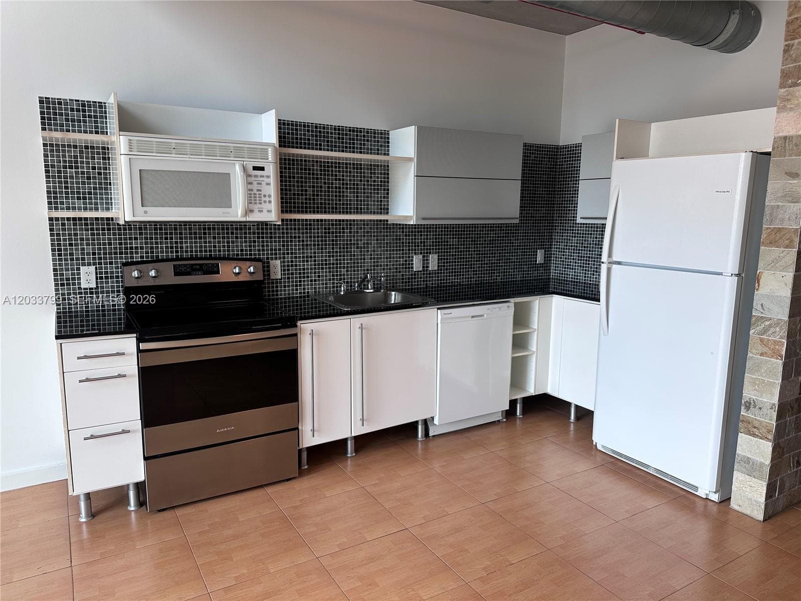 690 SW 1st Ct # 1213, Miami FL 33130 photo 5
