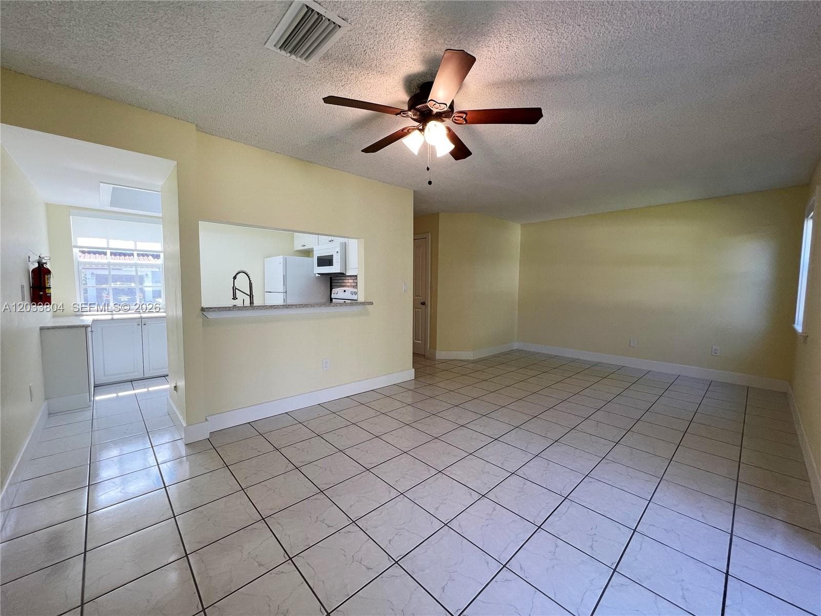 20759 SW 83rd Ave, Cutler Bay FL 33189 photo 4