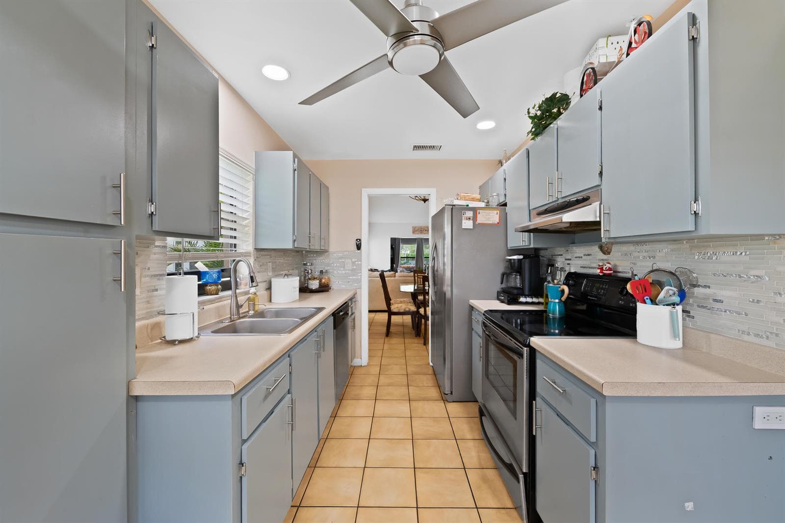 8108 NW 100th Way, Tamarac FL 33321 photo 3