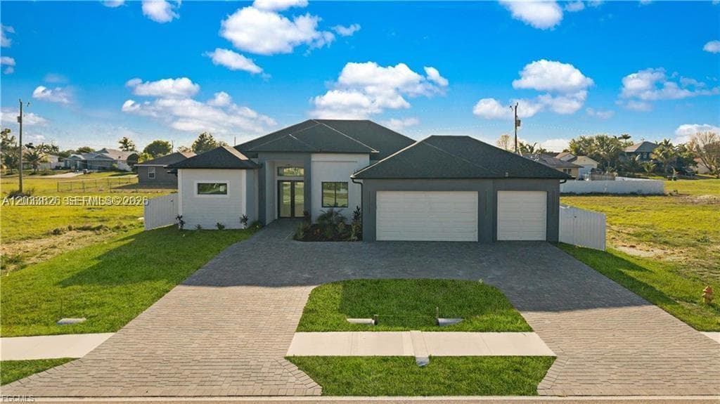628 CHIQUITA BLVD N, Cape Coral FL 33993 photo 4