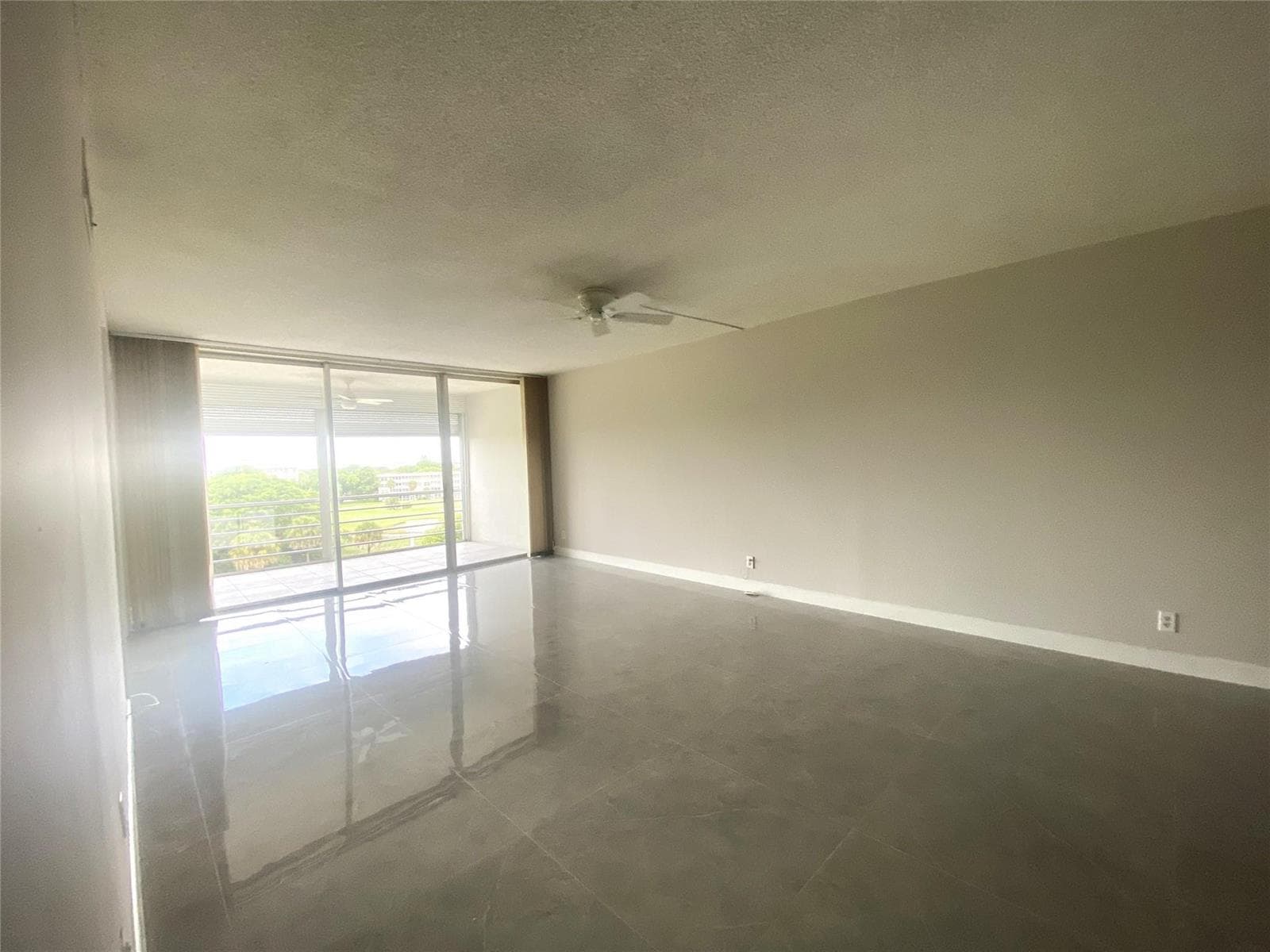 2671 S Course Drive # 602, Pompano Beach FL 33069 photo 2