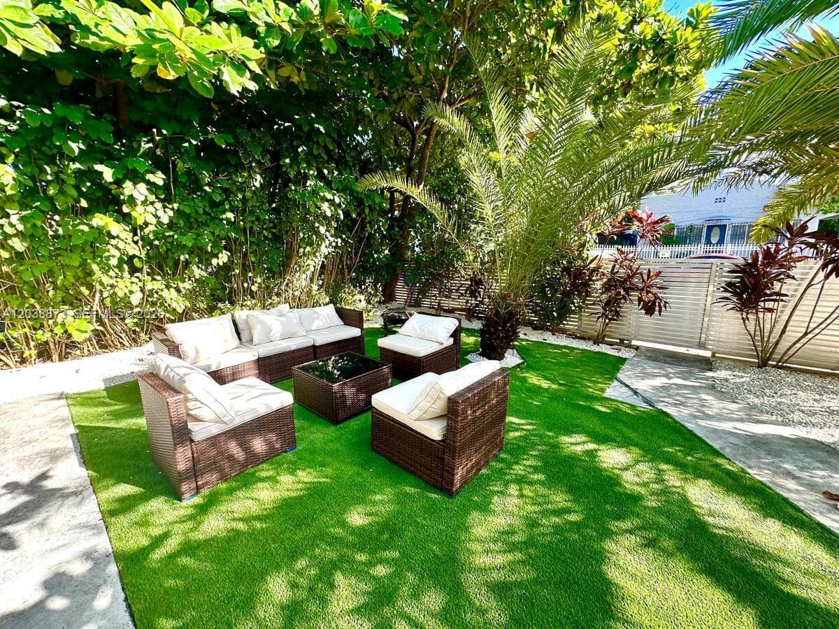 11 NW 47th Ter, Miami FL 33127 photo 5