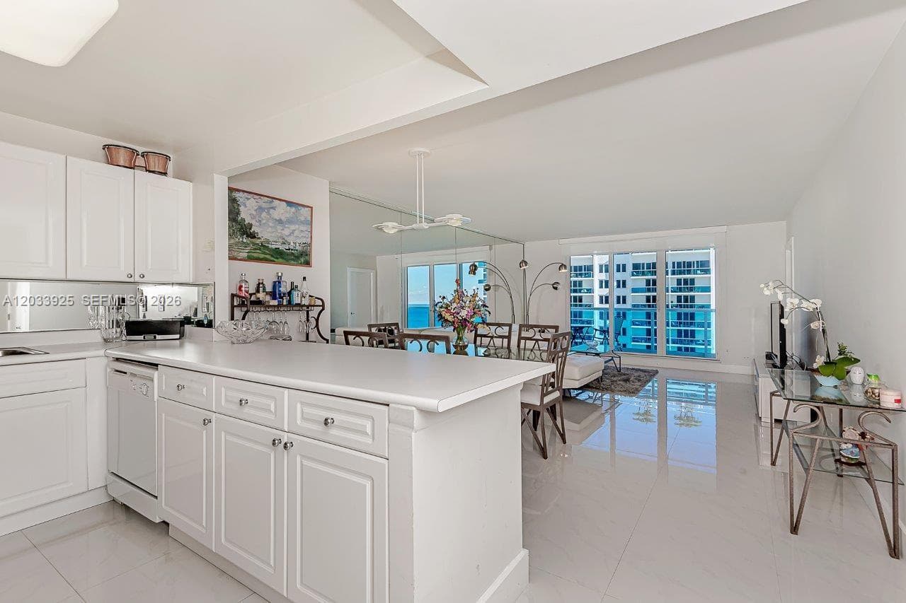 2301 Collins Ave # 1416, Miami Beach, FL 33139 photo 5