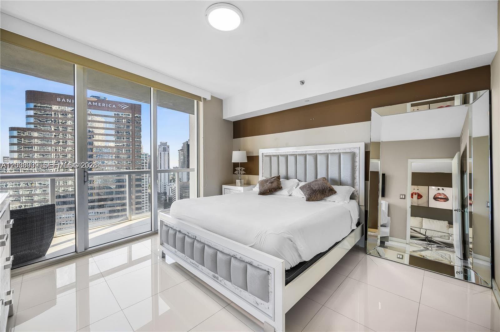 485 Brickell Ave # 3109, Miami FL 33131 photo 5