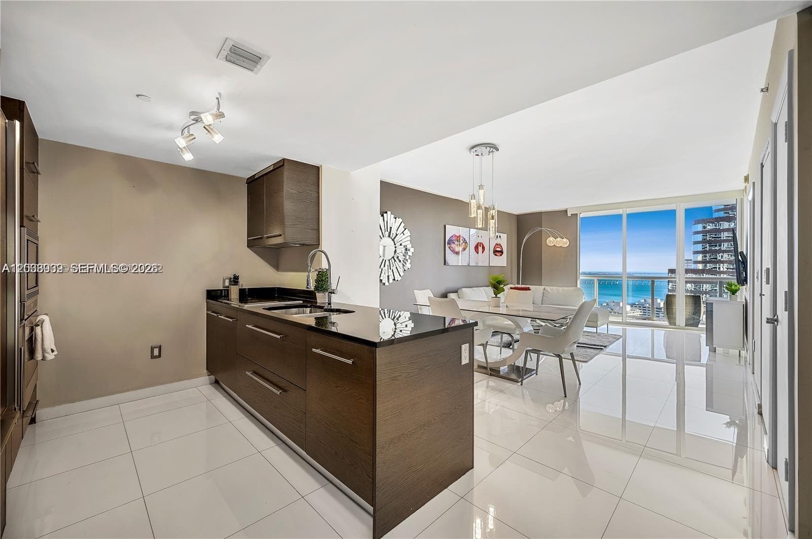485 Brickell Ave # 3109, Miami FL 33131 photo 4