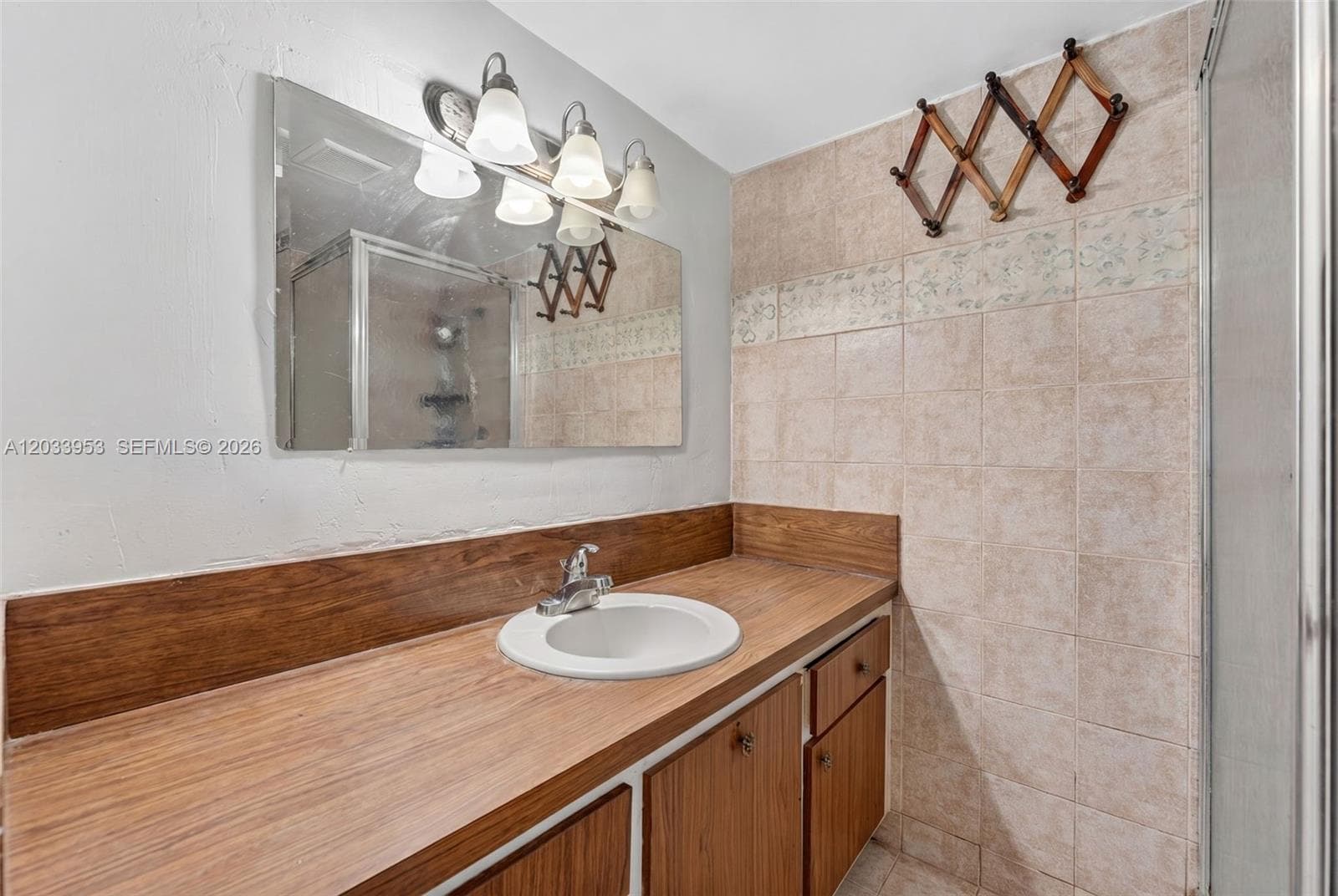 1540 NE 191st St # 145, Miami FL 33179 photo 5
