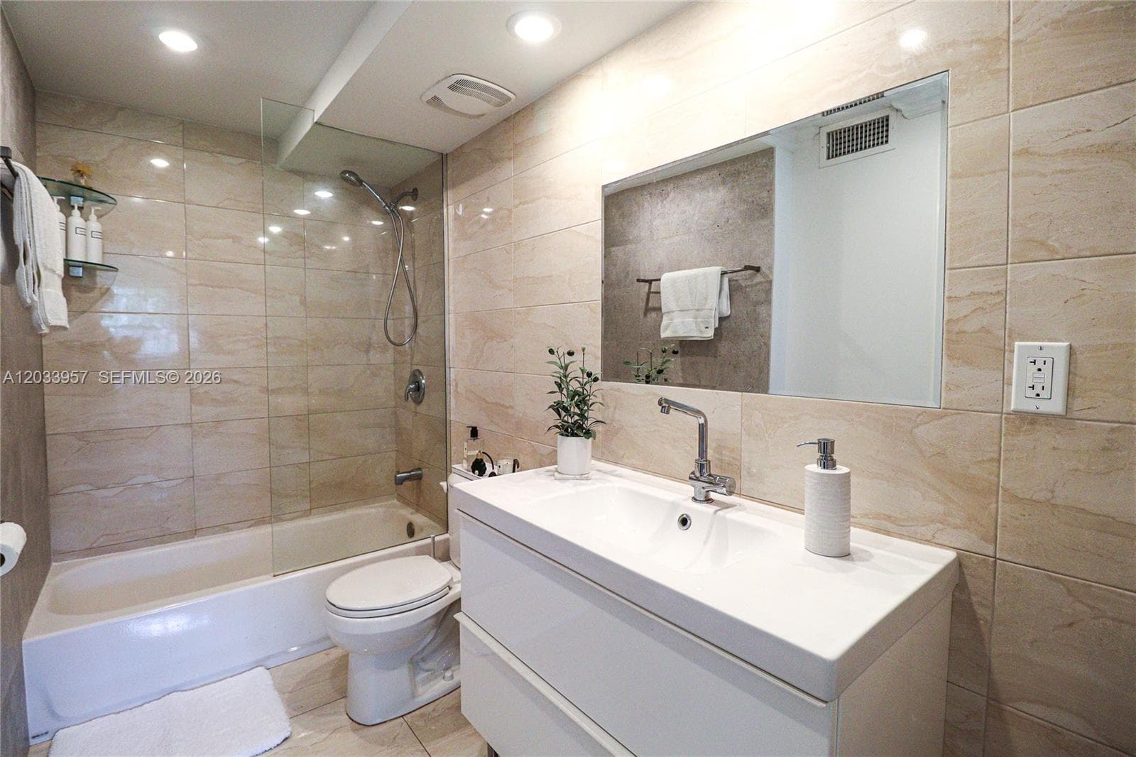 7797 Golf Circle Drive # 208J, Margate FL 33063 photo 5