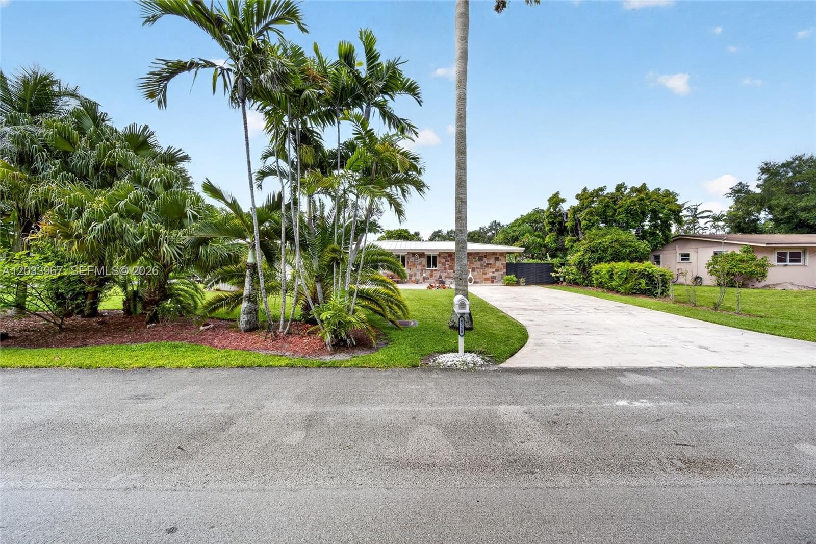 8250 SW 118th Ter, Miami, FL 33156 photo 2