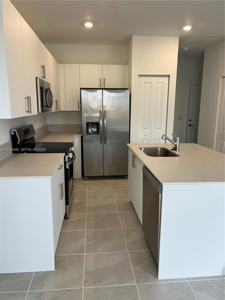 20 NW 15th Ct, Florida City FL 33034 photo 4