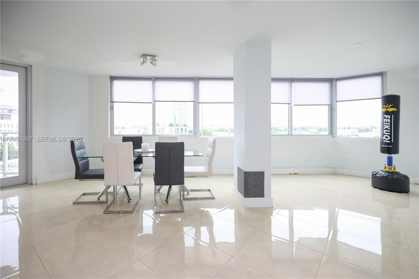 7135 Collins Ave # 735, Miami Beach FL 33141 photo 4