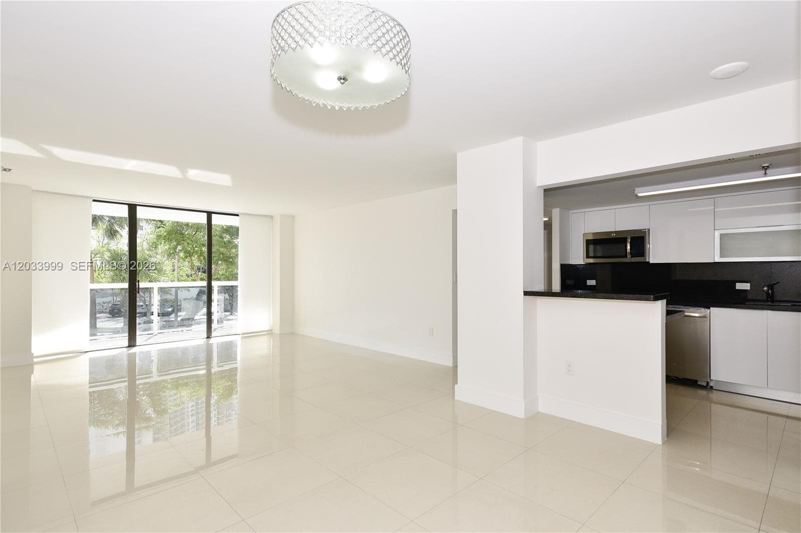 20505 E Country Club Dr # 237, Aventura FL 33180 photo 2