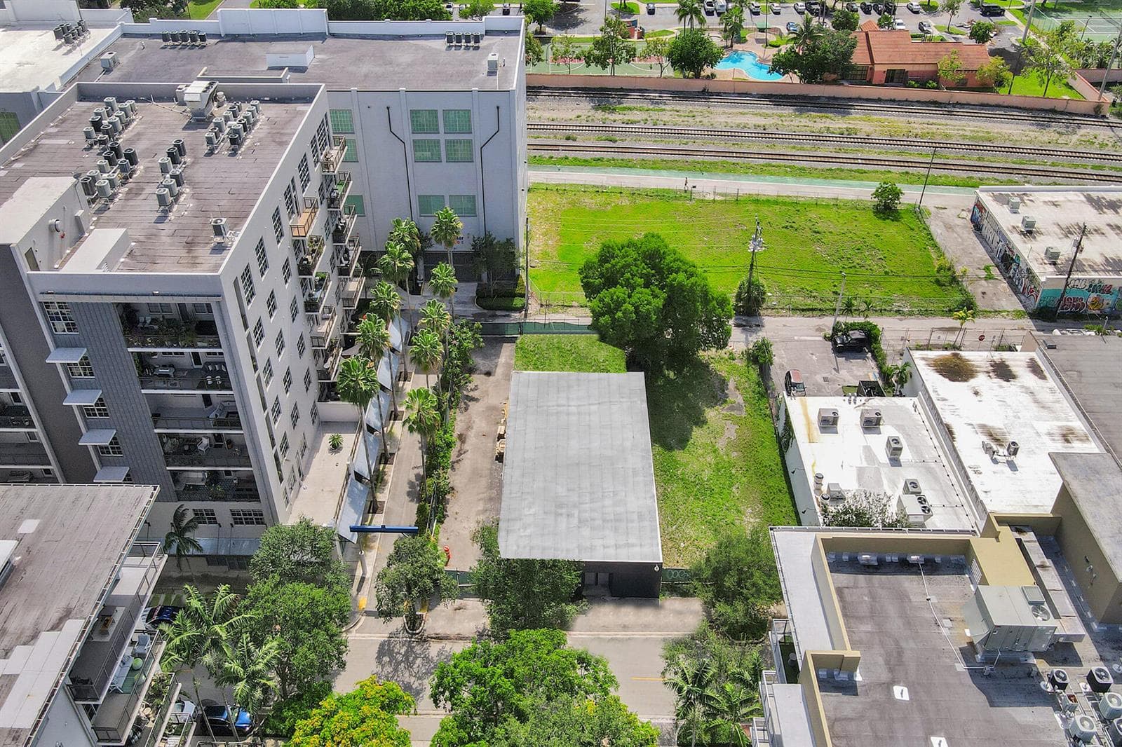 429 NW 1st Avenue, Fort Lauderdale FL 33301 photo 2