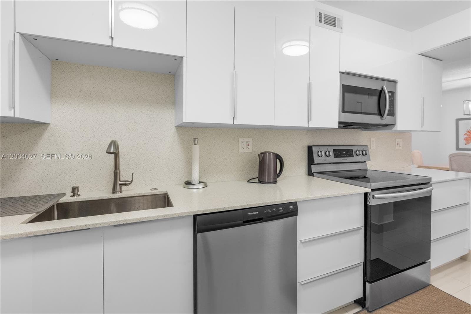 1849 S Ocean Dr # 212, Hallandale Beach FL 33009 photo 3