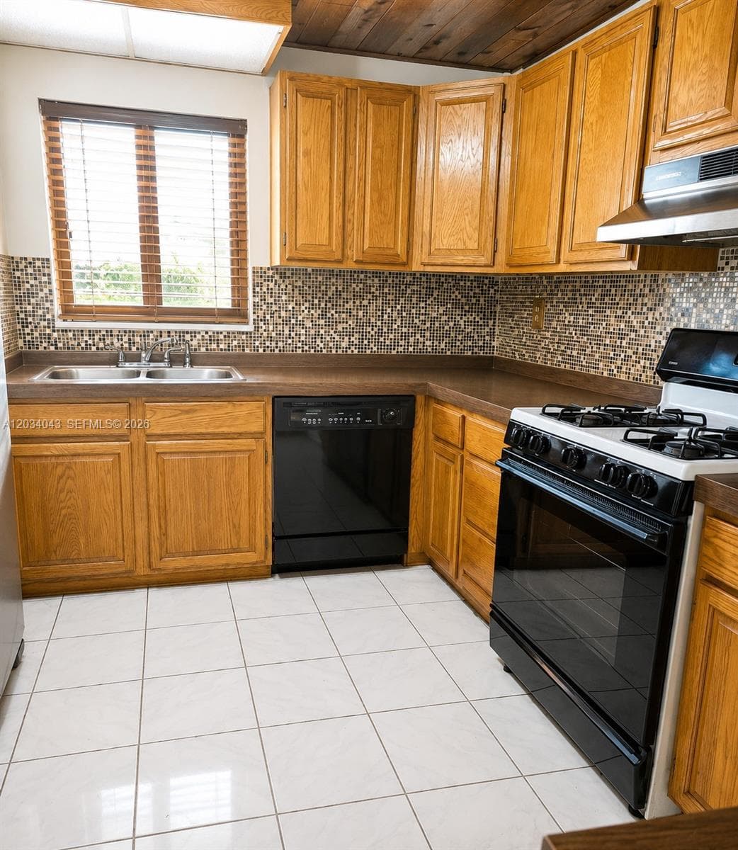 6521 SW 114th Ave # -, Miami FL 33173 photo 4