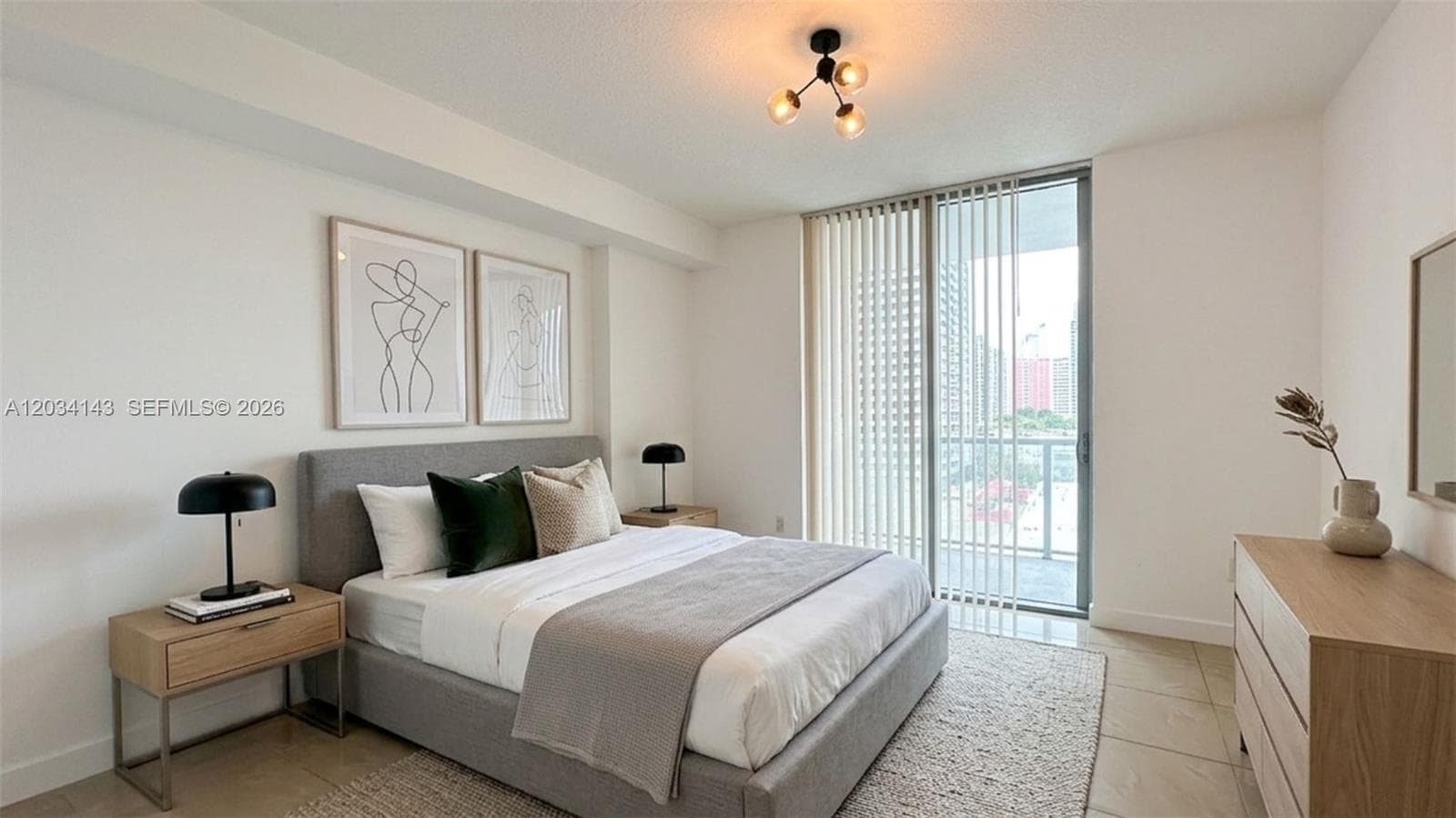 79 SW 12th St # 1102-S, Miami FL 33130 photo 4