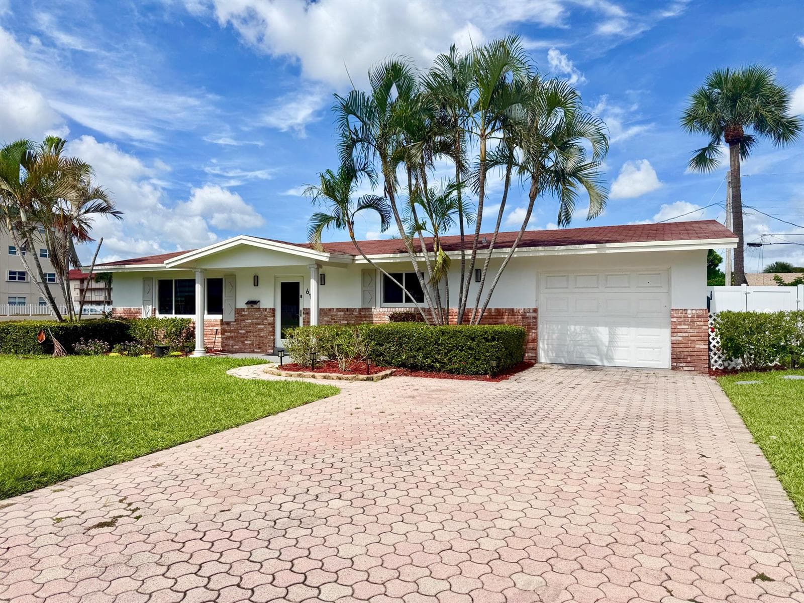 617 SE 8th Avenue, Deerfield Beach FL 33441 photo 3