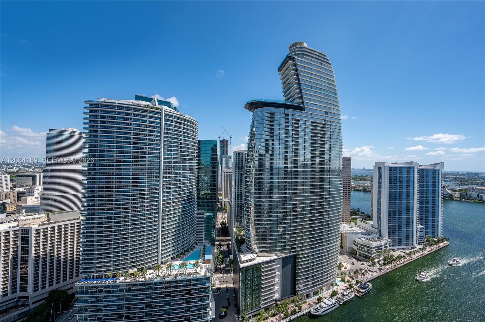 475 Brickell Ave # 4115, Miami FL 33131 photo 2