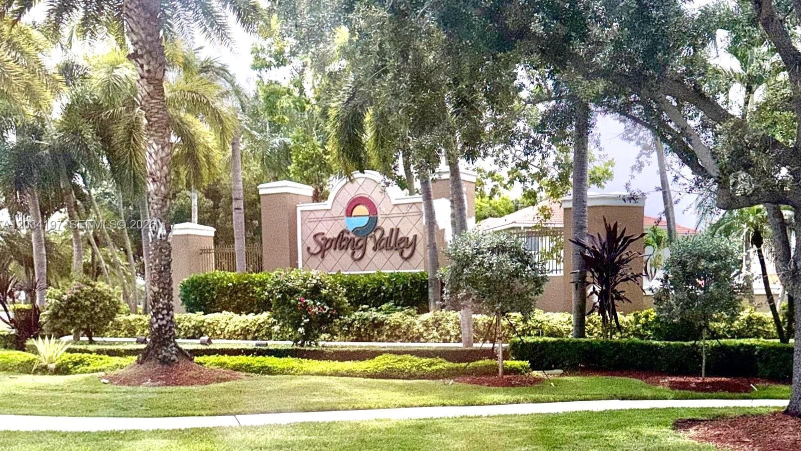 16328 NW 11th St, Pembroke Pines FL 33028 photo 2