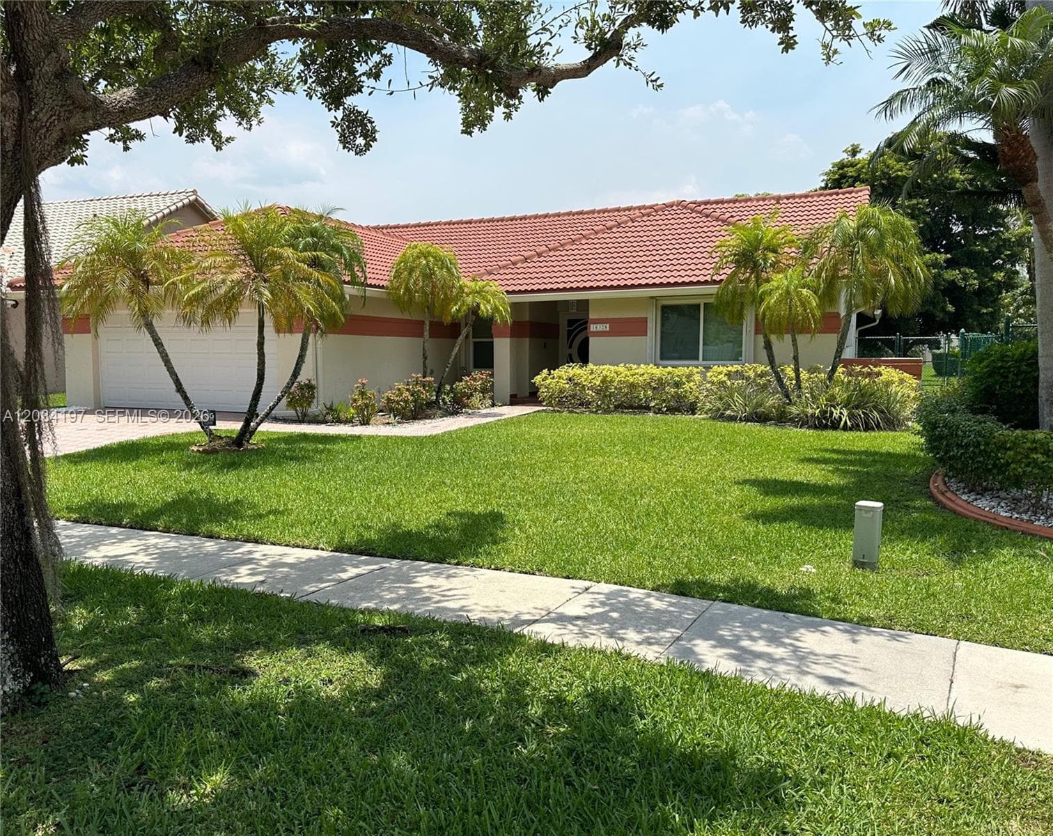 16328 NW 11th St, Pembroke Pines FL 33028 photo 3