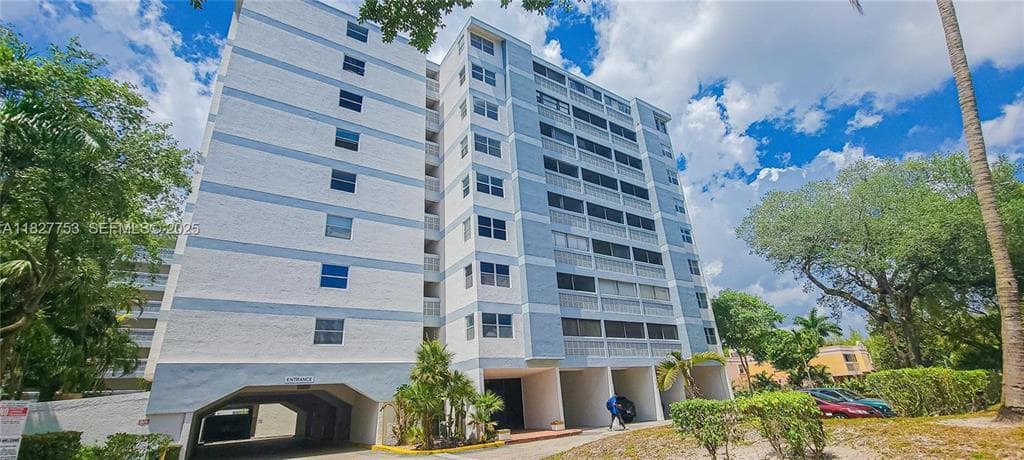 3301 Spanish Moss Terrace # 219, Lauderhill FL 33319 photo 2