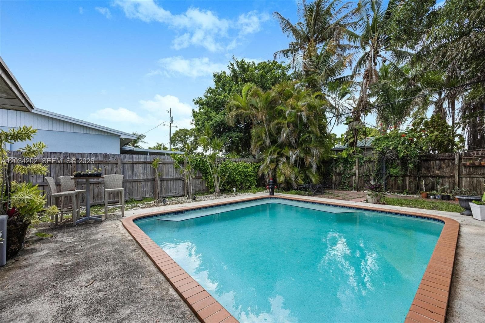 8771 SW 200th Ter, Cutler Bay FL 33189 photo 4