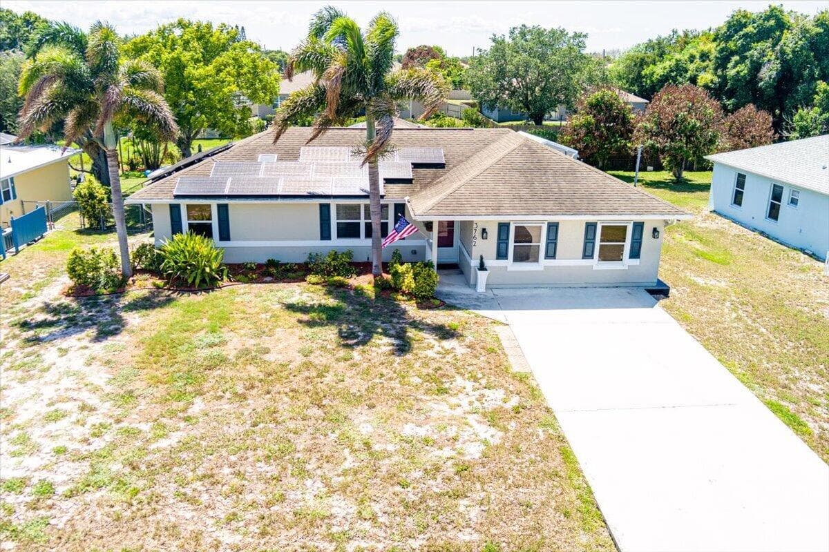 3762 SW Lachine Street, Port St. Lucie FL 34953 photo 2