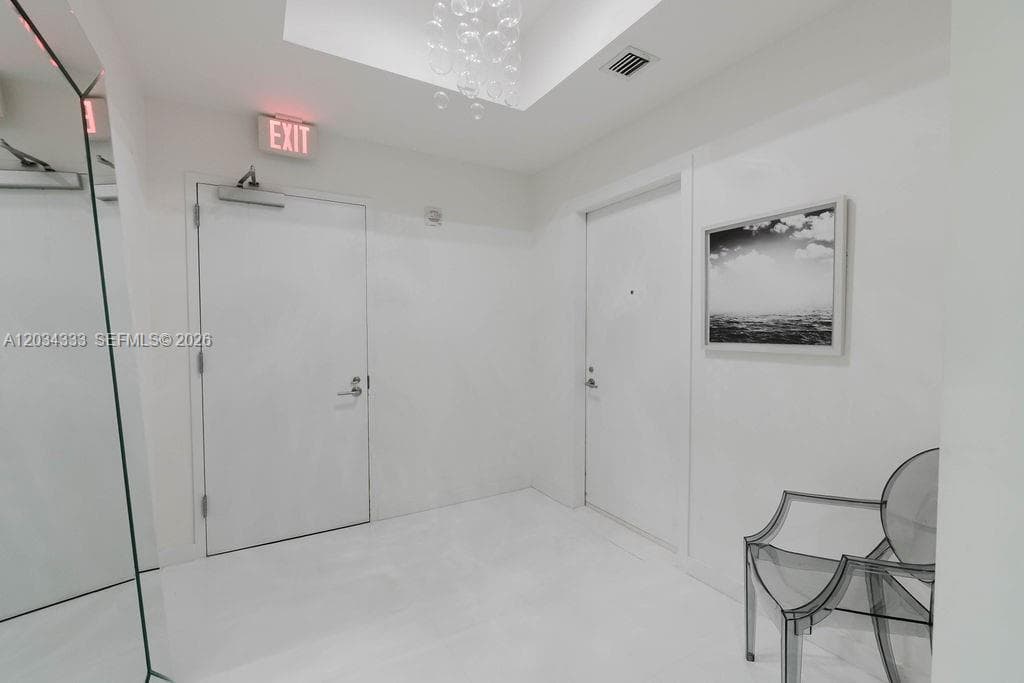 851 NE 1st Ave # 2303, Miami FL 33132 photo 2