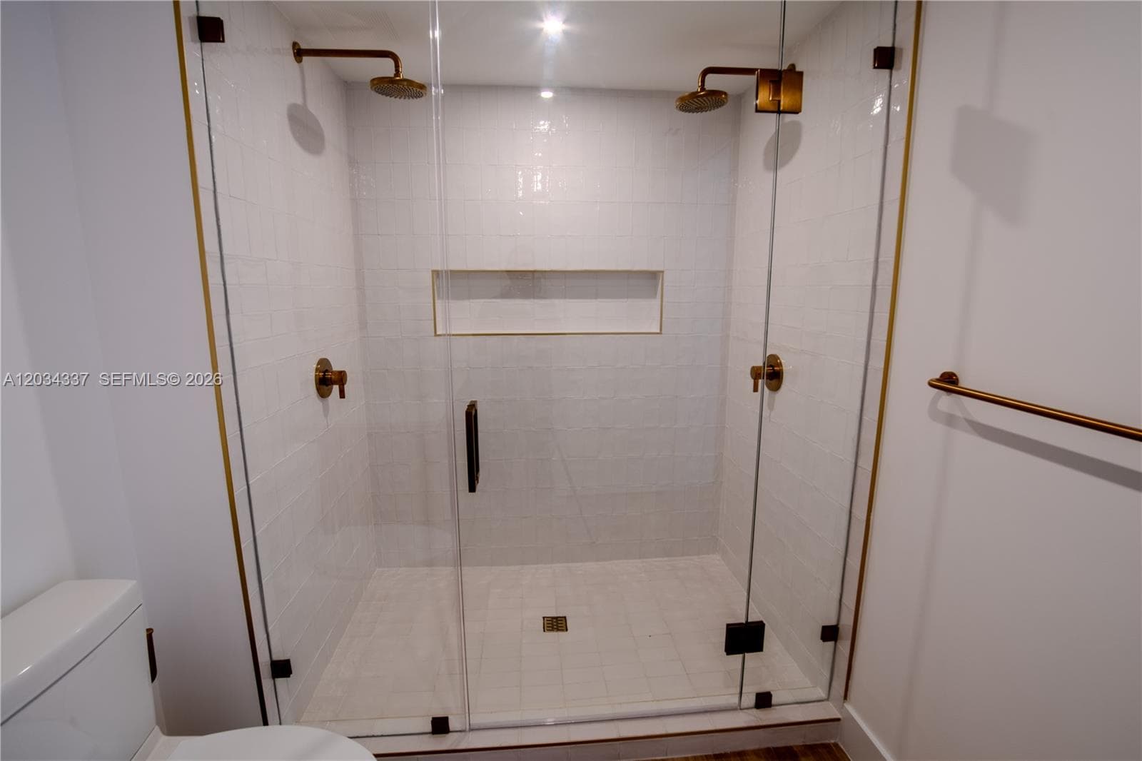 90 NE 32nd St # 824, Miami, FL 33137 photo 4